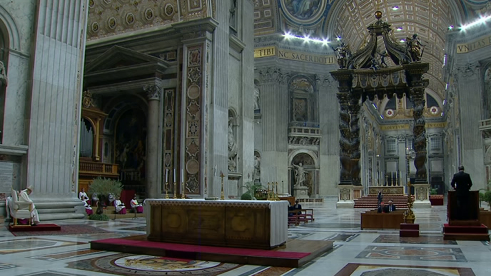 Semana Santa en RTVE - Santos Oficios y Vigilia Pascual. Desde el Vaticano - RTVE.es
