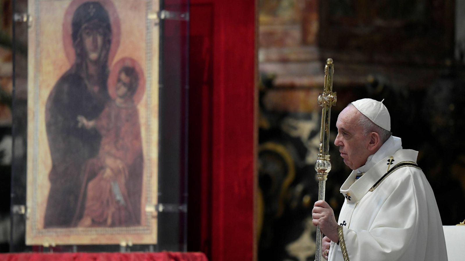 El papa pide a la UE que demuestre ser solidaria ante la crisis del coronavirus