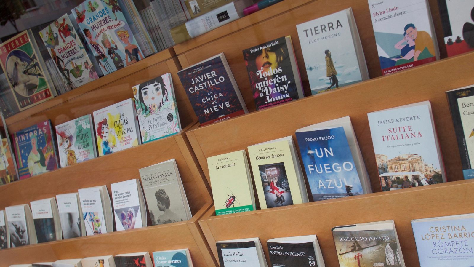 Adopta una librería: tres editoriales independientes le ceden el 35 % de sus ventas durante la pandemia de coronavirus