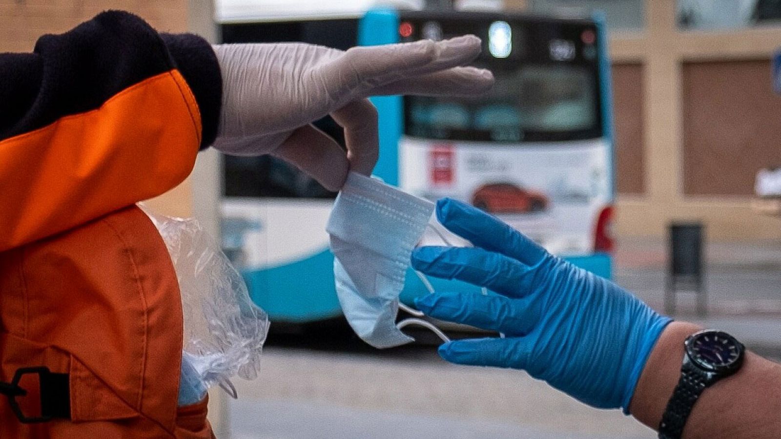 Coronavirus | Iniciado el reparto de diez millones de mascarillas, según Marlaska - Especiales informativos | Ver