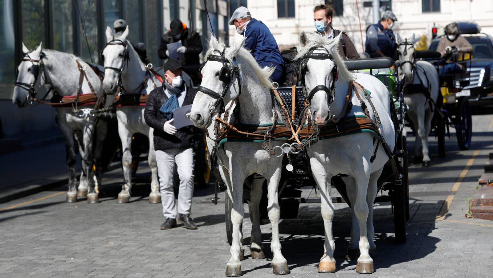 Las iniciativas solidarias se multiplican por todo el mundo con el coronavirus