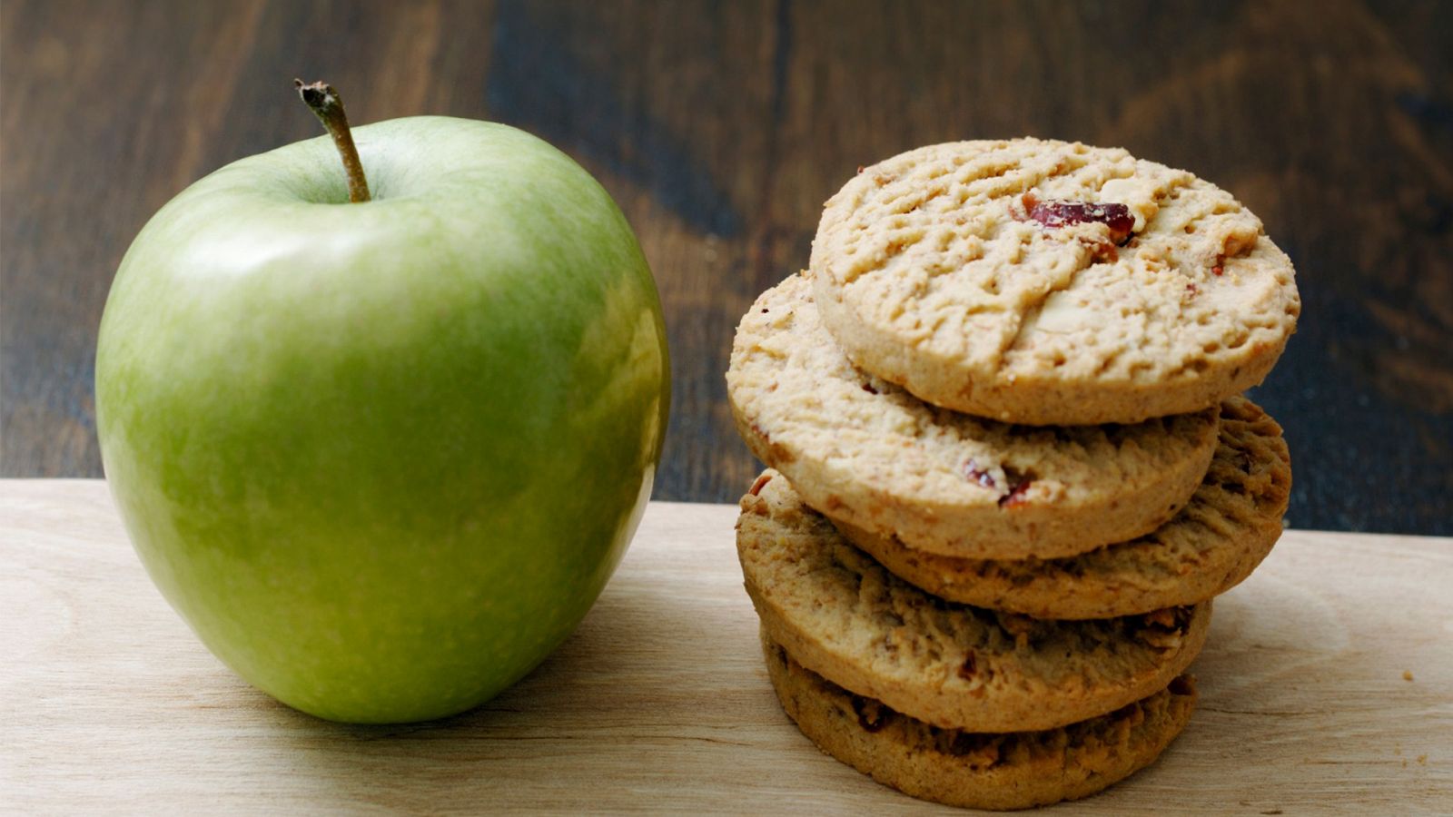 España Directo - Receta de pastelillos de galleta María con manzana a la canela