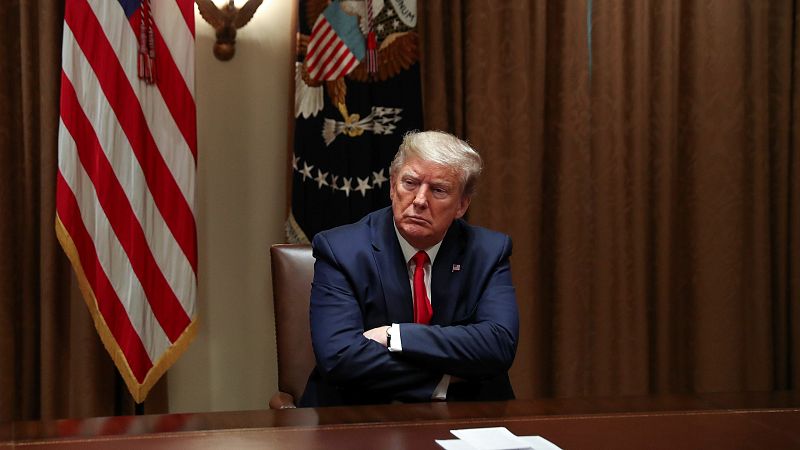 Duelo en EE.UU. entre Trump y los gobernadores por quién tiene el poder de reabrir la economía