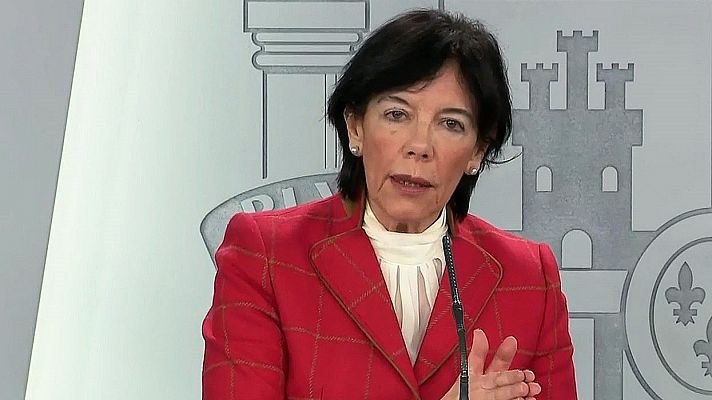 Especiales informativos - Isabel Celaá : "No se trata de suspensos y aprobados, sino de aprendizajes esenciales"