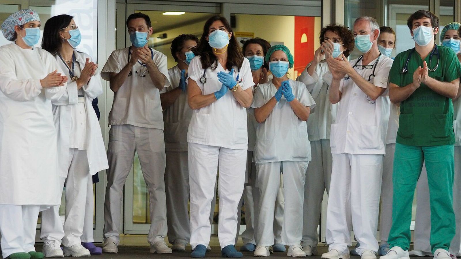 El personal del Hospital de la Fe, en Valencia, cuenta los peores momentos de la pandemia de coronavirus - RTVE.es