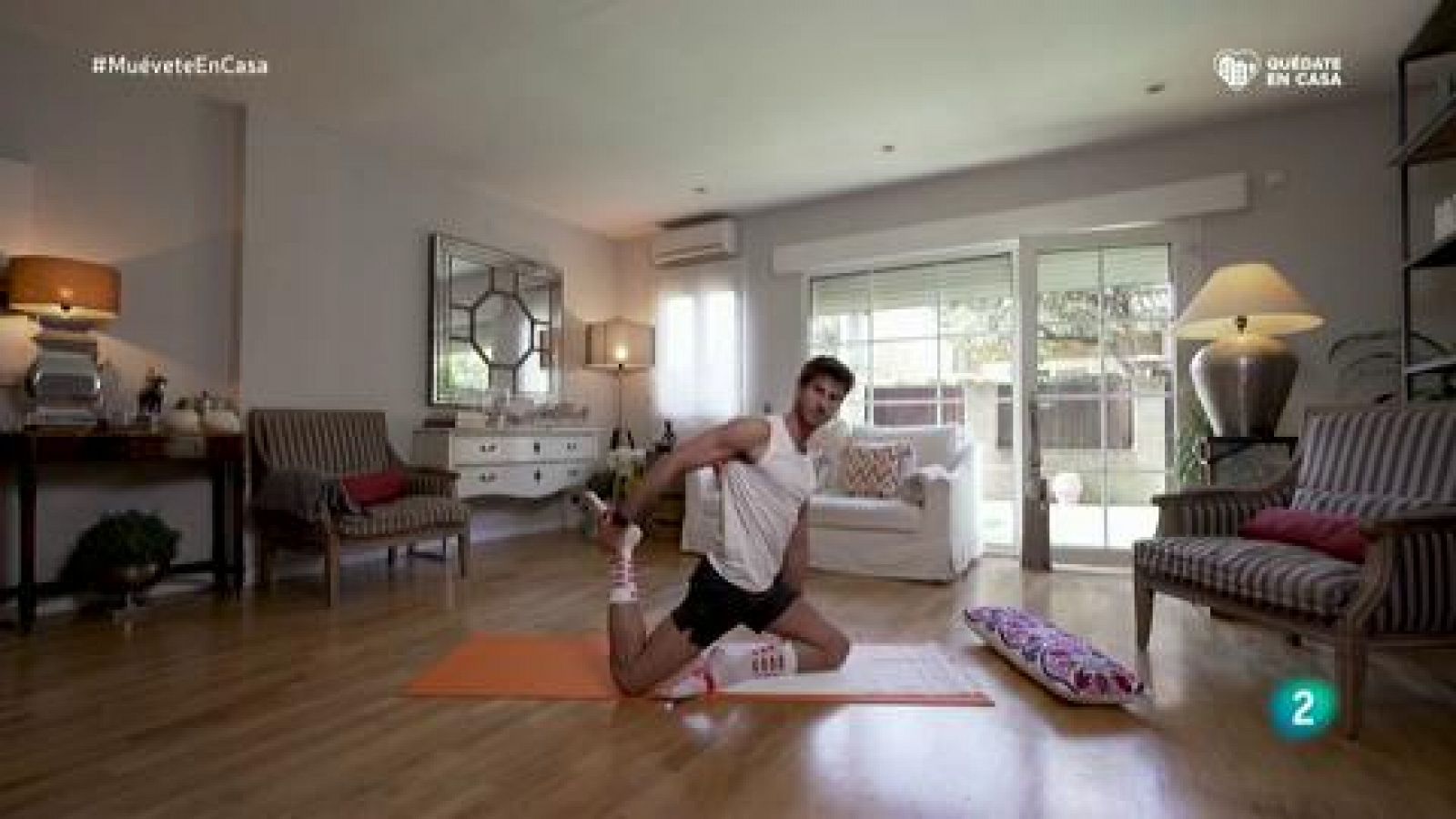 Muévete en casa - Yoga y pilates para trabajar el equilibrio y la flexibilidad
