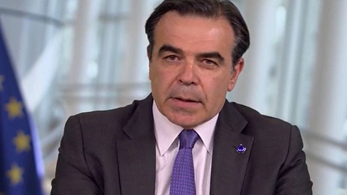Telediario 1 - Schinas, vicepresidente de la CE: "Europa no saldrá debilitada de esta crisis"