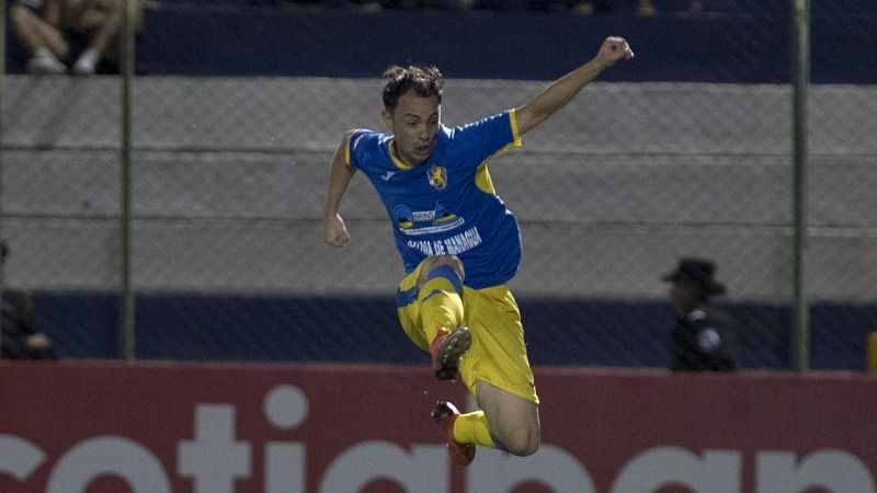 Pablo Gállego, el único futbolista español en activo