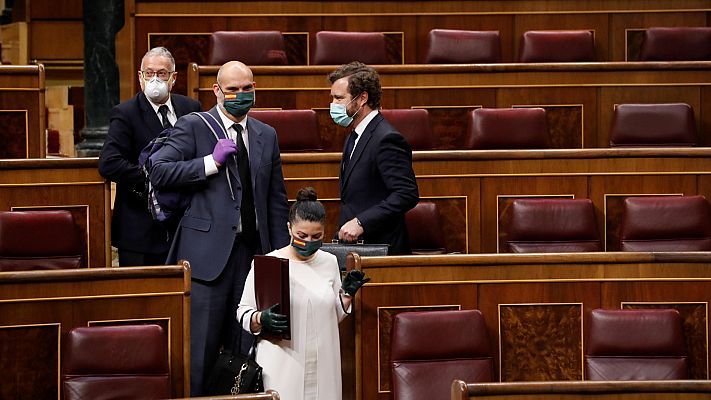 Telediario 1 - El PSOE acusa a Vox de delitos de odio en las redes