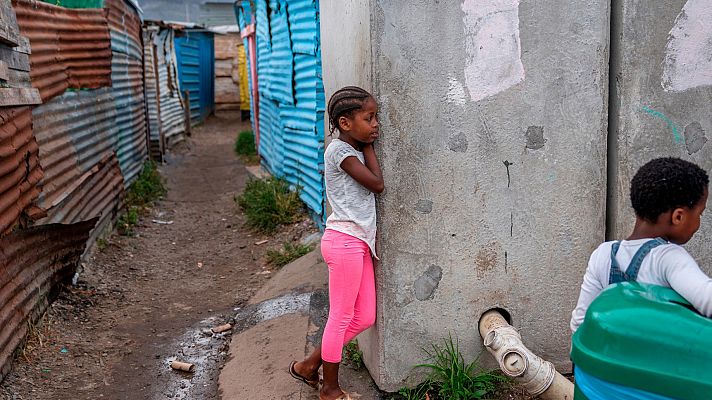 Telediario 1 - Las ONGs reducen su actividad en África por las restricciones por coronavirus