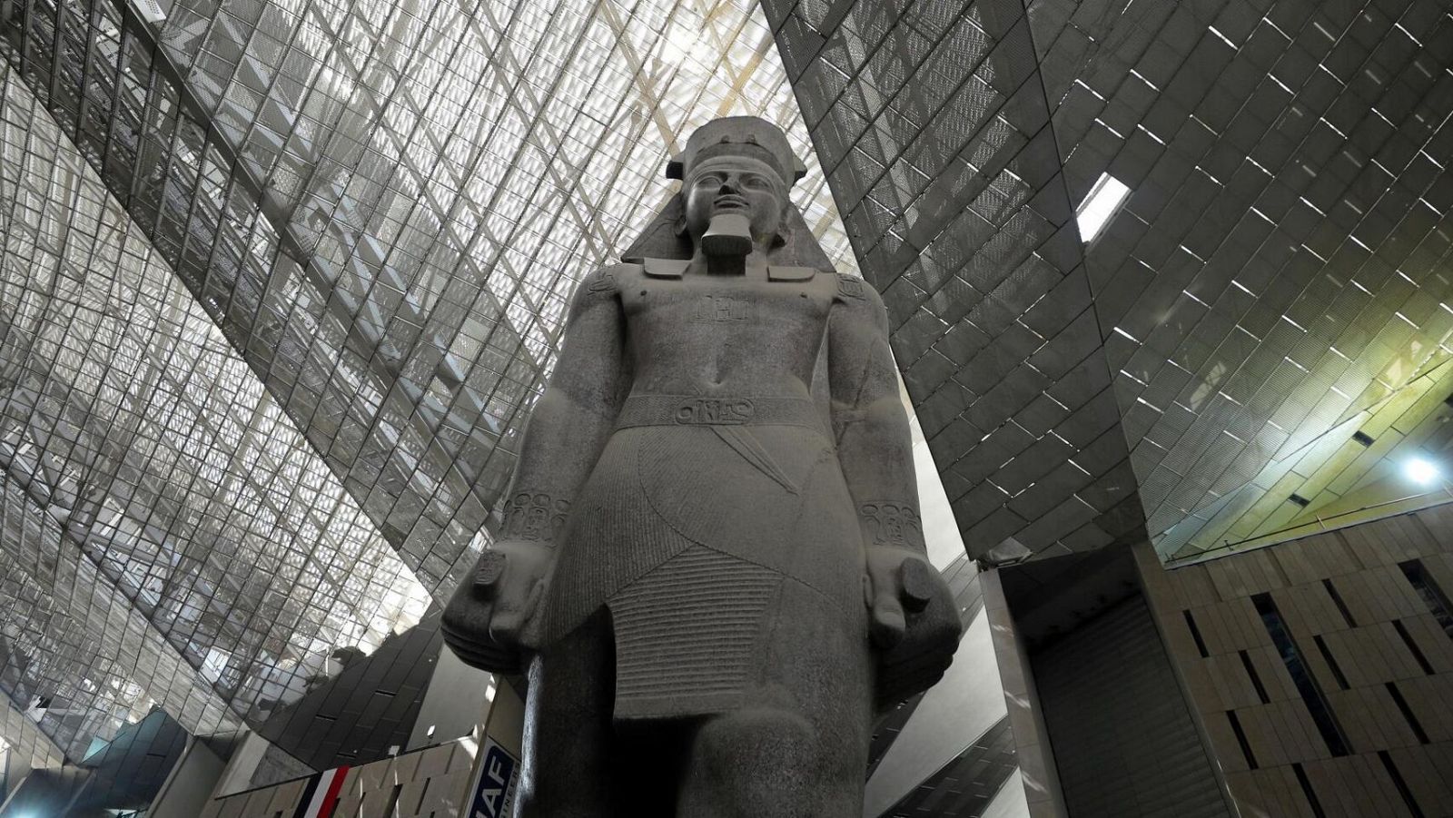 Coronavirus | El Coronavirus retrasa la apertura del gran Museo Egipcio junto a las pirámides de Guiza