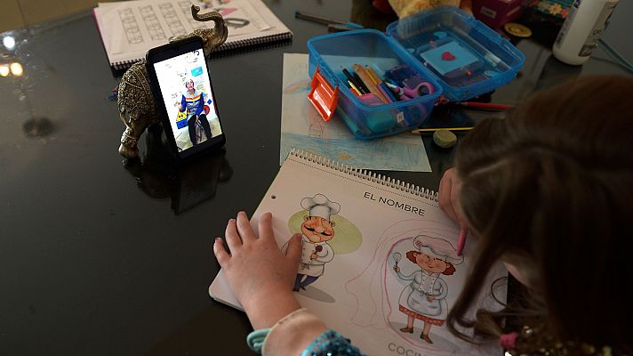 Informativo 24h - Sánchez planteará la desescalada del confinamiento para los niños a partir del 27 de abril