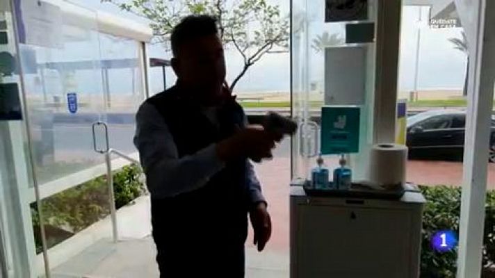 Telediario 1 - La hostelería se reinventa para superar la crisis del sector