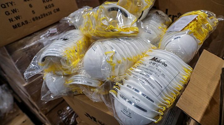 Especiales informativos - Sanidad reconoce que algún lote de las mascarillas repartidas podía ser defectuoso y que por eso se procedió a su retirada