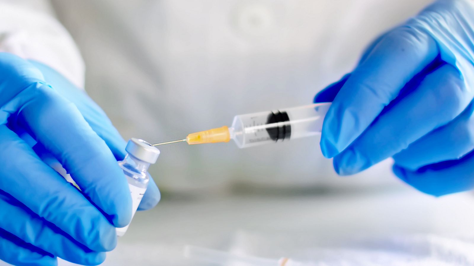 Luis Jodar, sobre la búsqueda de la vacuna: "Es la mayor colaboración a nivel global en la historia de la medicina"