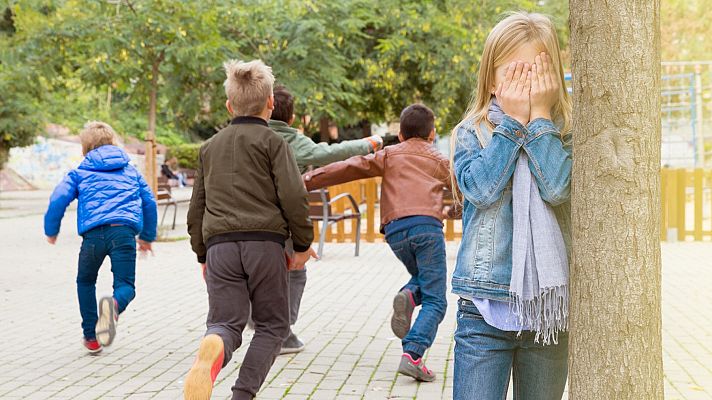 Sanidad advierte: "Los niños no van a salir libremente para jugar como era antes"