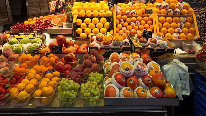 Telediario 1 - La crisis del coronavirus encarece los cítricos en tienda, pero redeuce el del aceite en origen