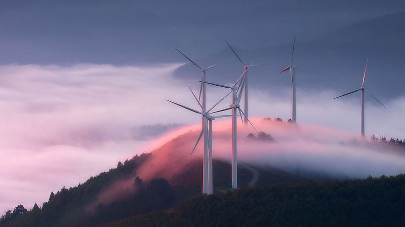 Rachas intensas de viento en Ibiza, litoral catalán y el Estrecho - ver ahora 