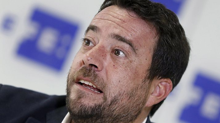 Telediario 1 - Dimite el alcalde de Badalona tras ser detenido por conducir ebrio y saltarse el confinamiento