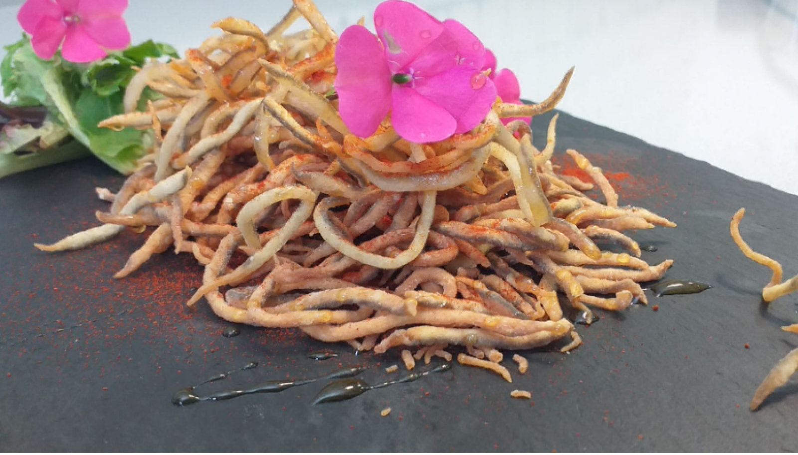 España Directo - Receta de un snack saludable: falsos chanquetes a la miel