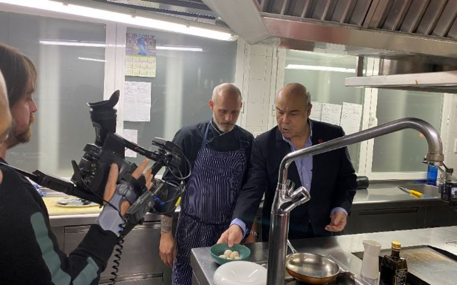 Resines y su misión entre moluscos