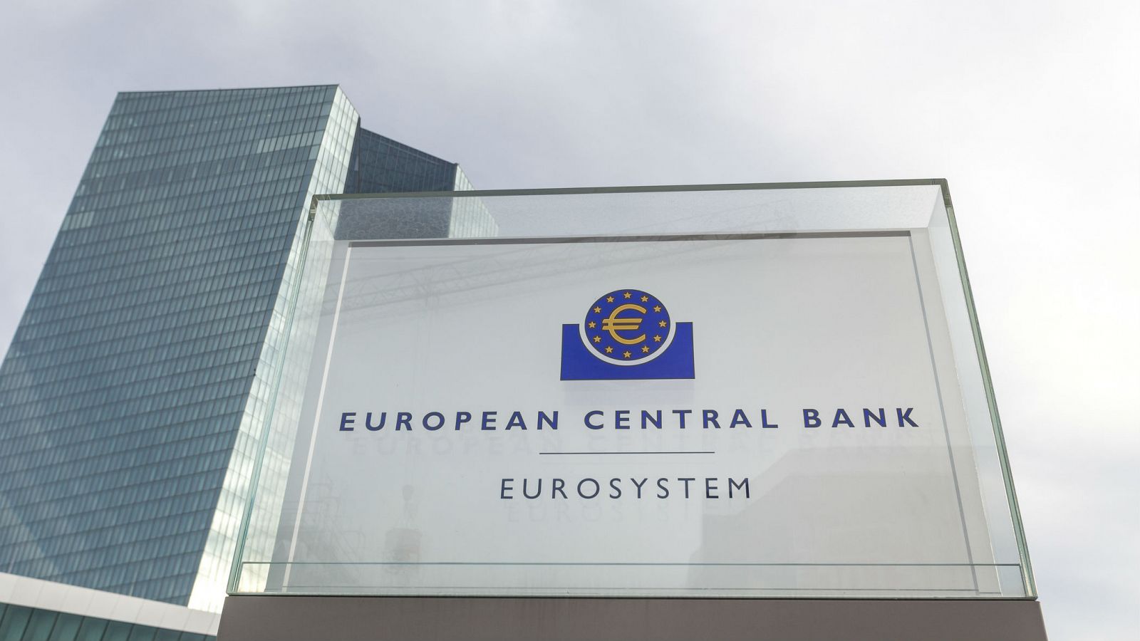 El BCE anuncia que aceptará "bonos basura" como garantía en sus operaciones de liquidez - RTVE.es