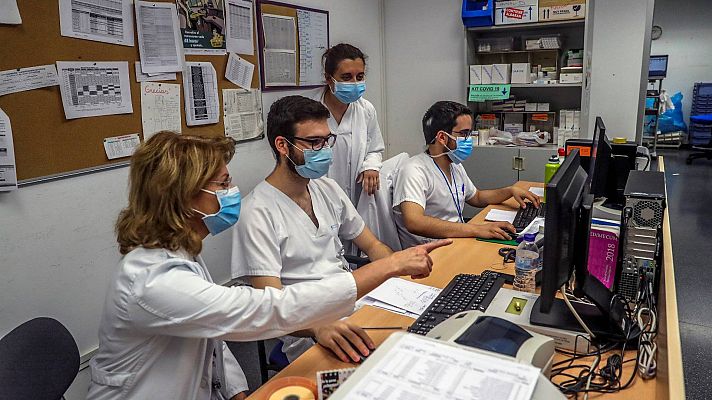 Telediario 1 - Los hospitales estudian qué fármacos actúan con la COVID-19