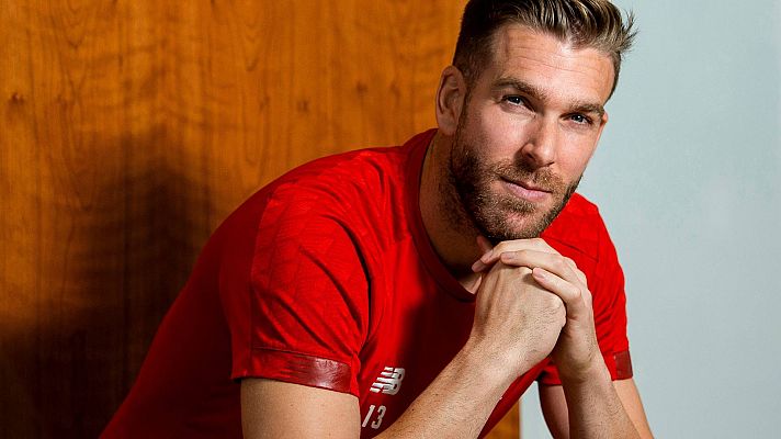 Adrián: "Somos futbolistas, no superhéroes" 