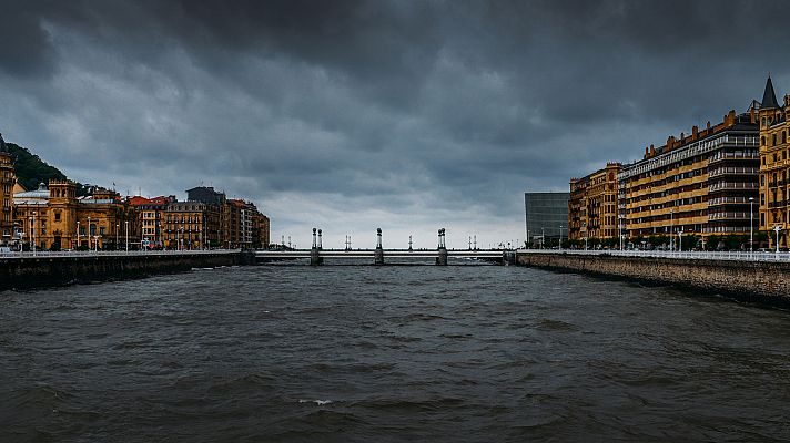 Precipitaciones localmente fuertes en las islas occidentales de Canarias