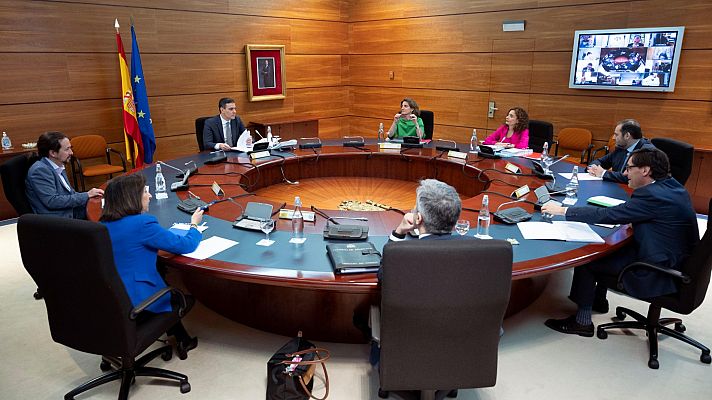 Los desayunos - El Gobierno se reúne con las comunidades autónomas para preparar la desescalada