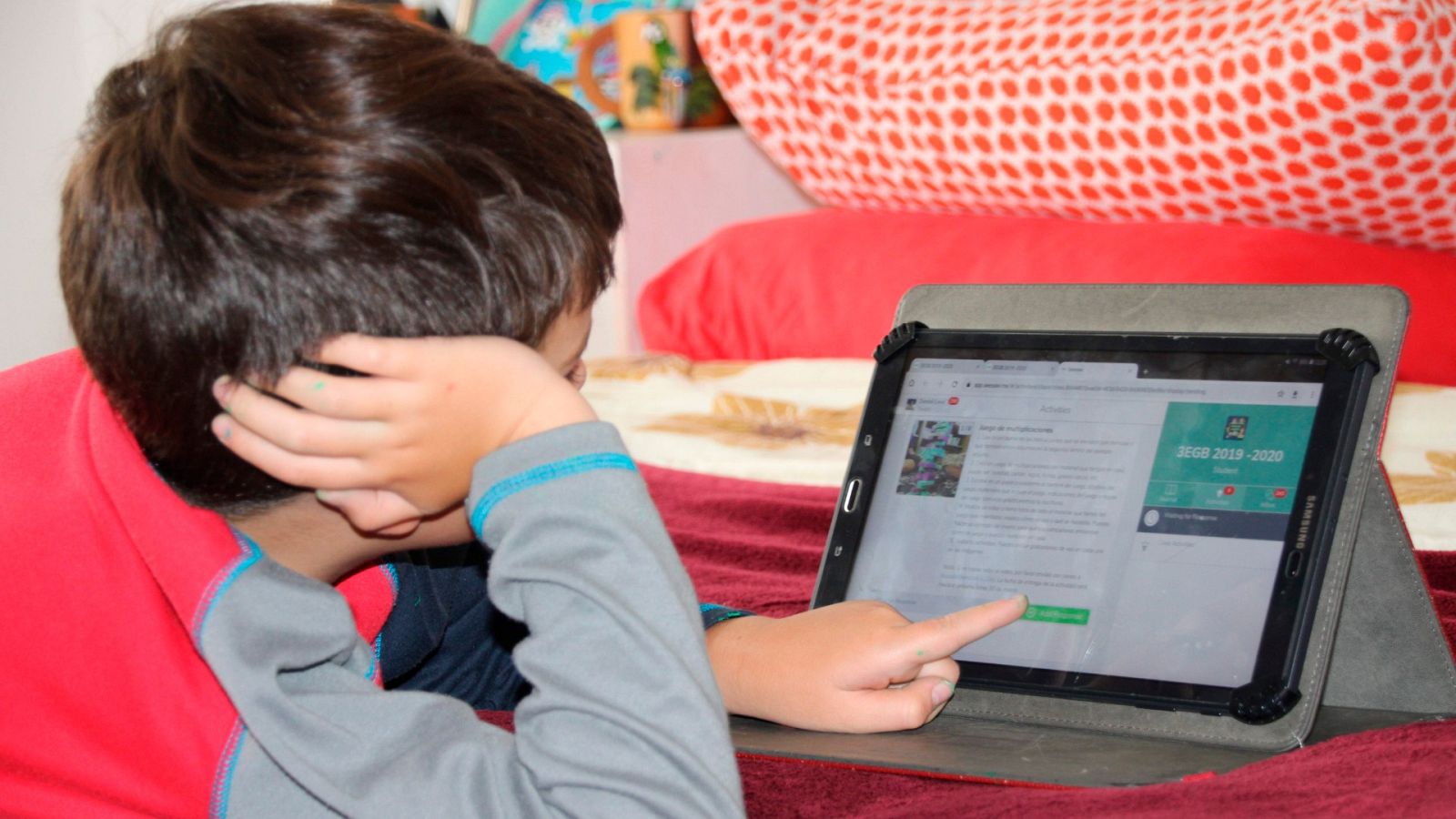 Salir con los niños a la calle: el miedo a dejar el confinamiento