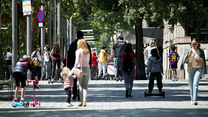 Así fue el primer día de salida de los niños a la calle