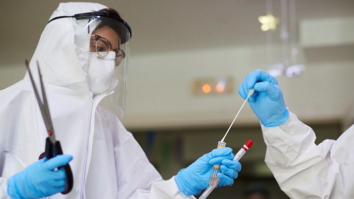 Especiales informativos - Sanidad confía en tener en 15 días los primeros resultados sobre el estudio de seroprevalencia