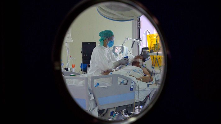 Telediario 1 - La posible reactivación de los refuerzos hospitalarios, fundamental en la desescalada