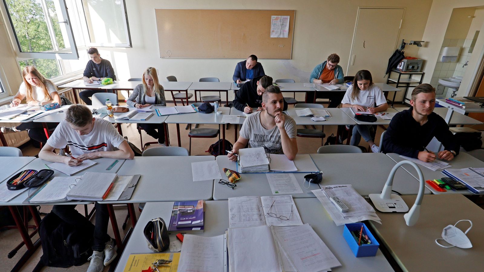 Berlín reabre las aulas para los alumnos de secundaria