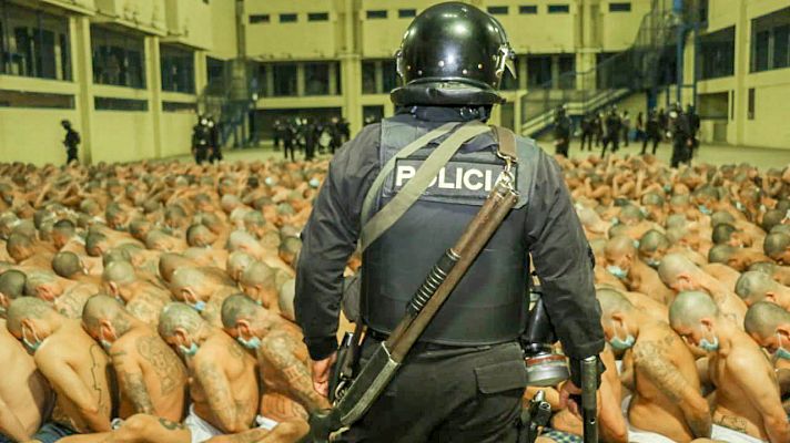 Telediario 1 - Alerta máxima en las cárceles de El Salvador