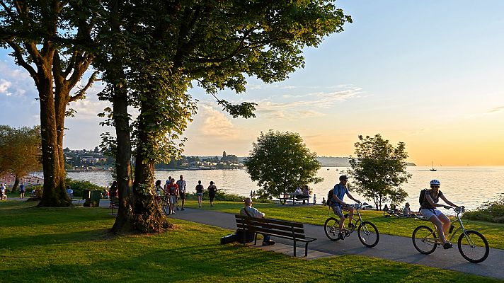 Telediario 1 - Así serán las cuatro fases de la desescalada
