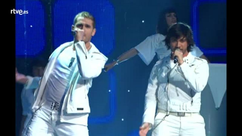 Festival de Eurovisin 2007 - D'Nash cant "I love you mi vida"