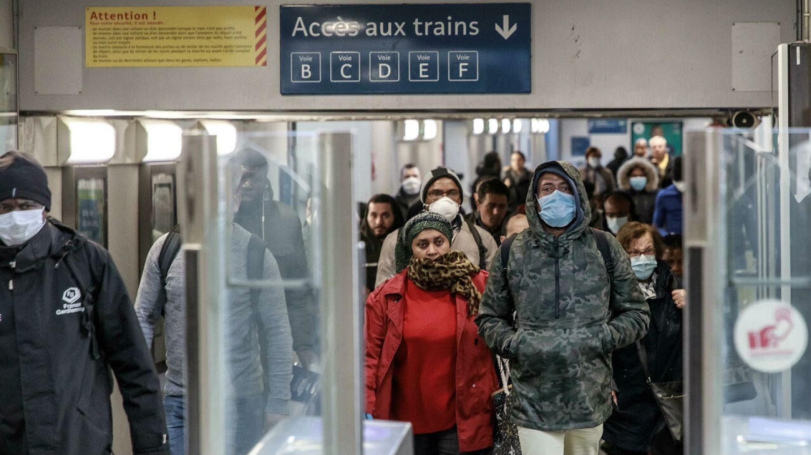 Francia prevé que se tardarán años en conocer un balance real de la cifra de fallecidos con coronavirus