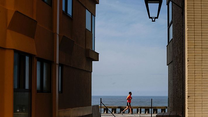 Telediario 1 - Telediario 2 en 4' - 30/04/20