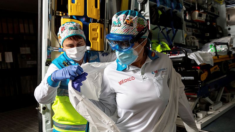 España registra 276 fallecidos con coronavirus y encadena tres días con menos de 300 muertos diarios