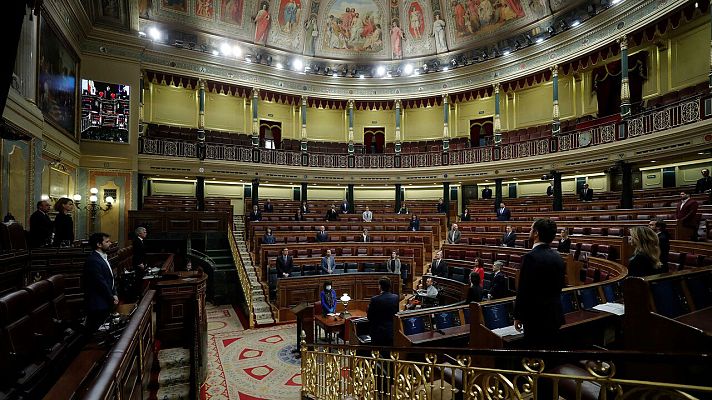 Especiales informativos - El Gobierno advierte a Casado de que no hay alternativa al estado de alarma