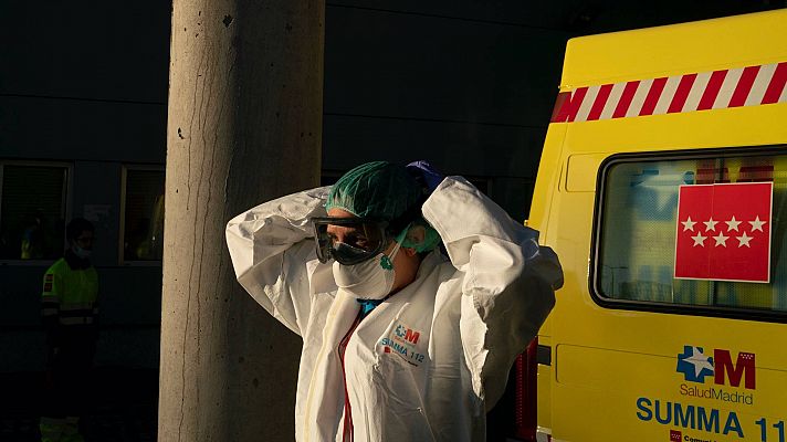 Telediario 1 - El protocolo anti-coronavirus en las ambulancias