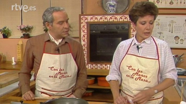 Con las manos en la masa - Chocos con habas y juevos revueltos con pimientos verdes