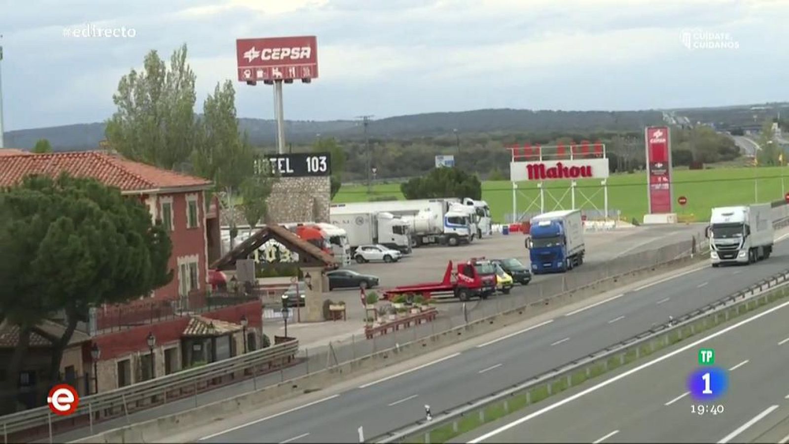 En el área 103 de la autovía A-2 regalan menús a los transportistas - España Directo | Ver