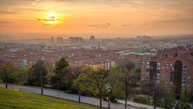 Los cielos estarán poco nubosos y las temperaturas serán veraniegas - Ver ahora