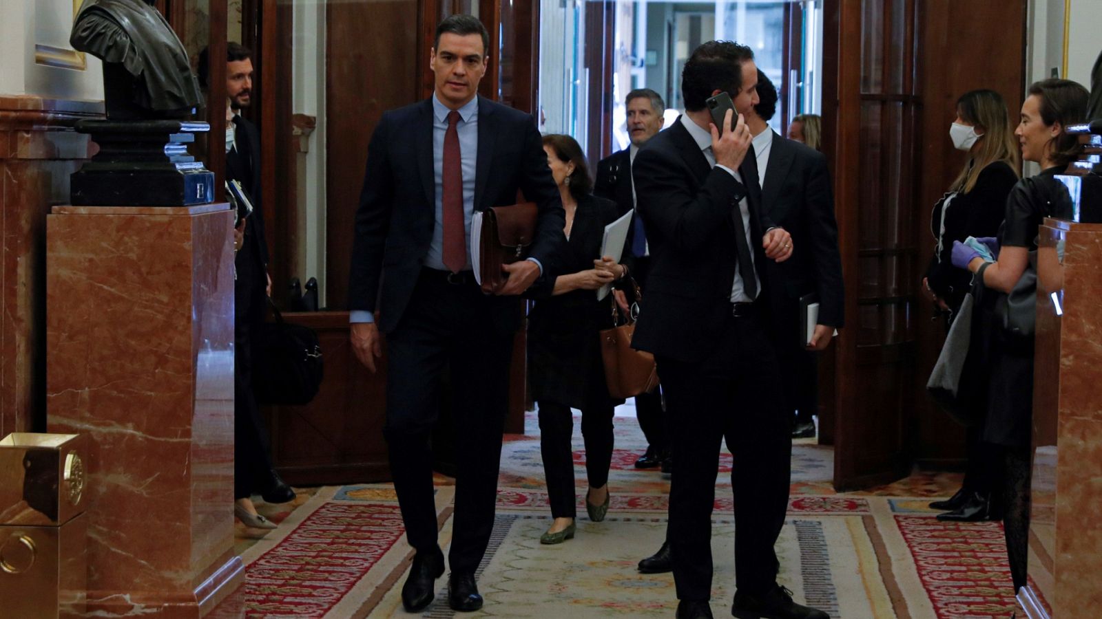 El Gobierno niega haber cambiado de aliados y ERC le pide elegir entre Cs y la mayoría de la moción de censura | Ver