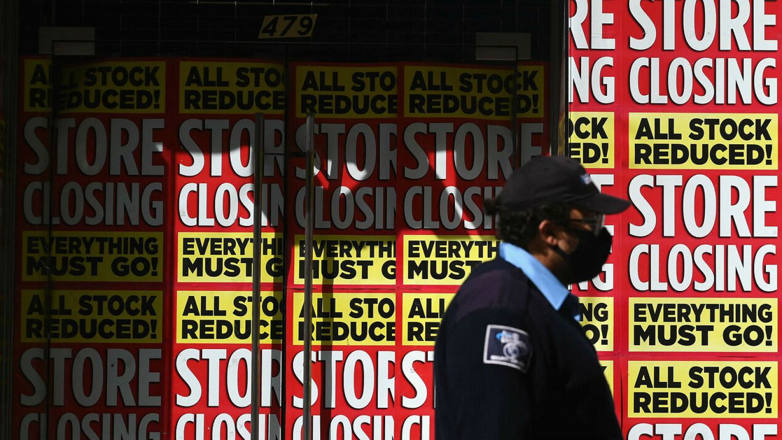 Otros 3,1 millones de personas piden el subsidio por desempleo en EE.UU. en la última semana - RTVE.es - Telediario 1 | Ver