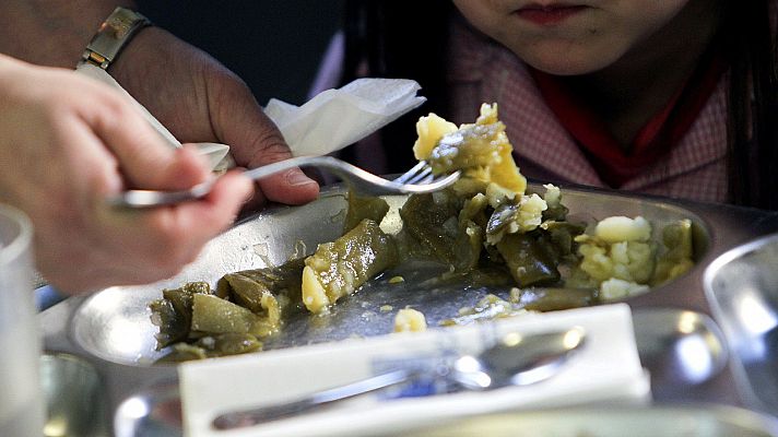 Telediario 1 - La Comunidad de Madrid dejará de servir comida rápida en menús escolares al reabrir las empresas de catering