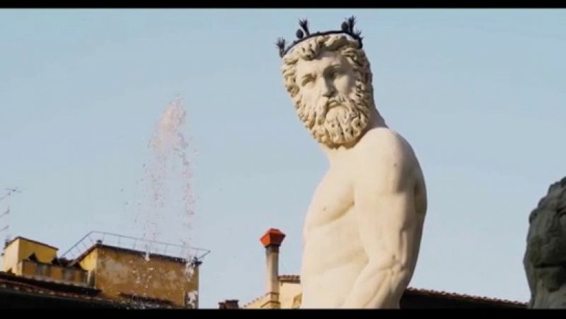 Las estatuas de Florencia dialogan entre sí en un original video